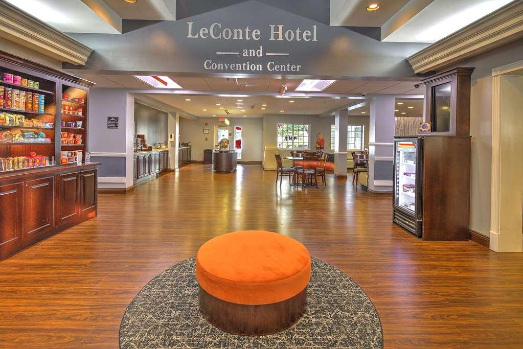 Leconte Hotel & Convention Center, Ascend Hotel Collection Пиджен Фордж Интериор снимка